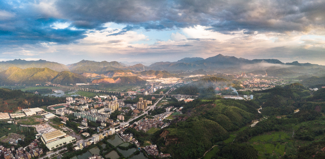 云安区委召开常委会（扩大）会议 听取各镇党委书记和区有关党（工）委书记抓基层党建工作述职